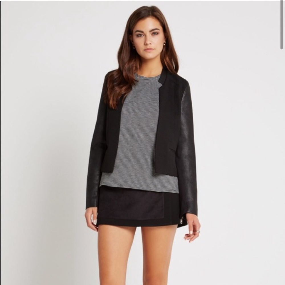 BCBGeneration black cropped jacket